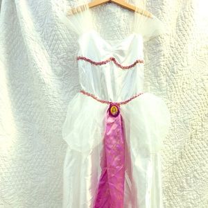 Rapunzel dress. Size 12-14. Halloween or birthday.